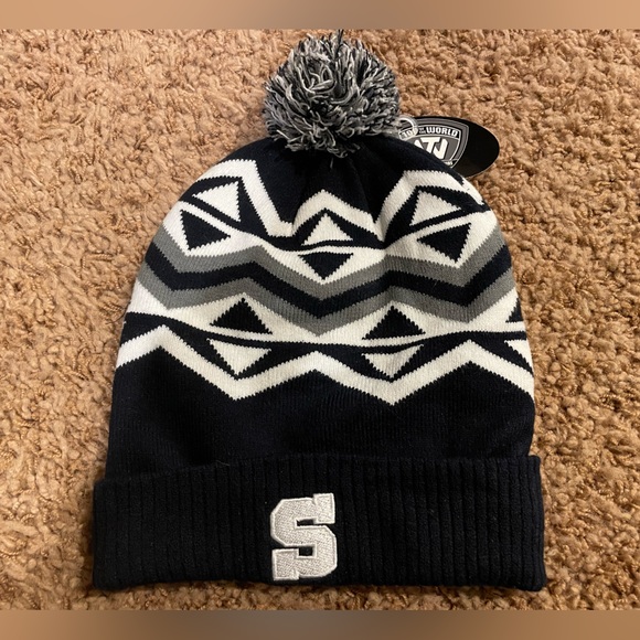 NWT Penn State Toque Beanie with double logo and geometric print Pom - Picture 3 of 5